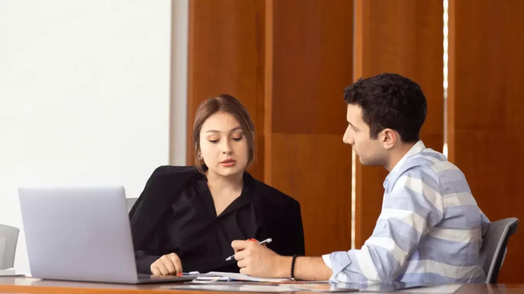 Independent contractor agreement template: Key clauses to minimize legal risk