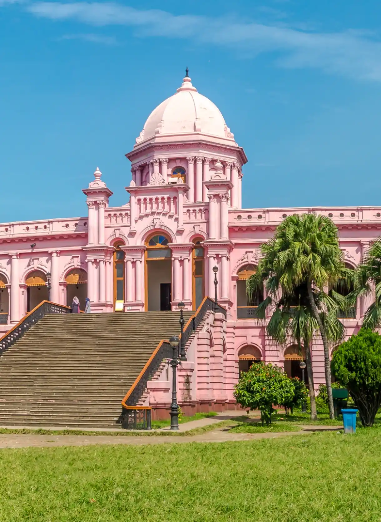 Hiring in Bangladesh through an Employer of Record (EOR)